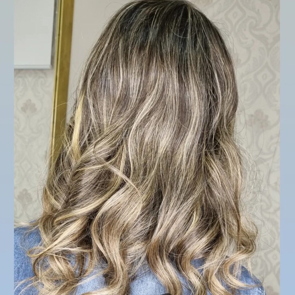 Coloração e mechas – Estela Maris, Cerquilho - SP – foto 8